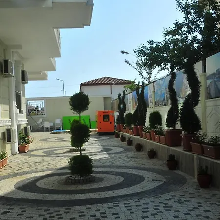 Ξενοδοχείο με διαμερίσματα Sand Village Apart